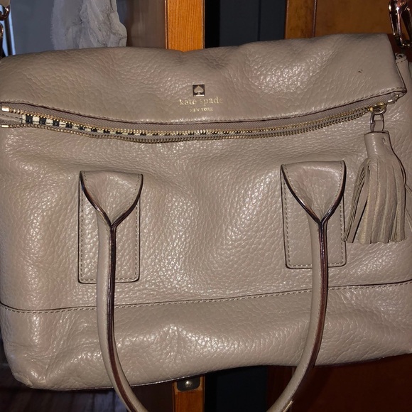 kate spade Handbags - Kate spade cross body 👜